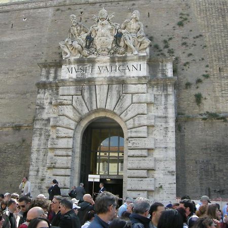 Vatican Low Cost Appartement Rome Buitenkant foto